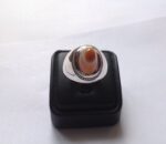 انگشتر عقیق سه پوست کهنه پایه فدیوم با مهر تهران محک کد A-4 - تصویر 5