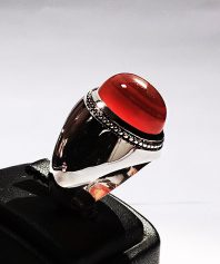 انگشتر عقیق سرخ یمنی کهنه پایه فدیوم مدل فیلی با مهر تهران محک