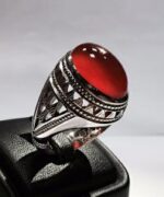 انگشتر عقیق سرخ یمنی کهنه پایه فدیوم مدل تمام شبکه کد A-102