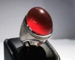 انگشتر عقیق سرخ یمنی کهنه بسیار خوش طبع و رنگ پایه فدیوم مدل حصیری کد A-131 - تصویر 3