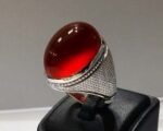 انگشتر عقیق سرخ یمنی کهنه بسیار خوش طبع و رنگ پایه فدیوم مدل حصیری کد A-131 - تصویر 5