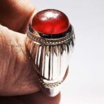 انگشتر عقیق سرخ یمنی کهنه تراشدار قطعی پایه فدیوم اثر استاد مهرداد غلامرضا کد A-151 - تصویر 3