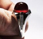 انگشتر عقیق سرخ یمنی کهنه پایه نقره اثری استاد حاج حسین جدی کد A-166 - تصویر 3