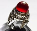 انگشتر عقیق سرخ یمنی کهنه پایه فدیوم مدل تمام شبکه مثلث با مهر تهران رسول کد A-176 - تصویر 5