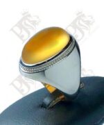 انگشتر عقیق زرد یمنی کهنه پایه فدیوم مدل فیلی اثر استاد مهرداد غلامرضا کد A-181 - تصویر 4