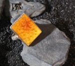 انگشتر عقیق خطی حکاکی ممتاز استغفر الله من جمیع ظلمی حکاکی استاد صالح پایه نقره دست ساز