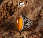 انگشتر عقیق زرد یمنی کهنه پایه فدیوم با مهر تهران محک کد A-449 - تصویر 3