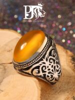 انگشتر عقیق زرد یمنی کهنه پایه فدیوم با مهر تهران محک کد A-449