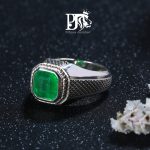 انگشتر زمرد ناب کلمبیایی بسیار پاک و کریستالی به وزن 2.5 قیراط پایه فدیوم مدل حصیری اثری خاص از استاد مهرداد غلامرضا کد PJ-67 - تصویر 3