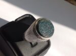 انگشتر یشم کهنه حکاکی زیبای مهر شخصی مربوط به دوره تیموری پایه نقره دست ساز کد EGR-235 - تصویر 3