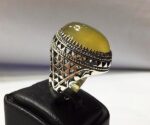 انگشتر عقیق زرد یمنی کهنه نهایت طبع و رنگ پایه نقره دست ساز مدل تمام شبکه  کد A-683 - تصویر 3