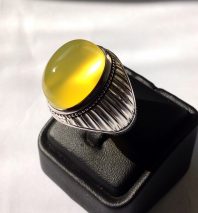 image-18a انگشتر عقیق زرد لیمویی طیفی خاص و نادر بسبار آبدار پایه فدیوم مدل شیاری با مهر تهران محک کد A-580 - تصویر 1