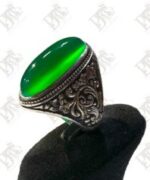 انگشتر عقيق سبز كهنه پایه نقره قلم زنی استاد حسینی کد A-1095