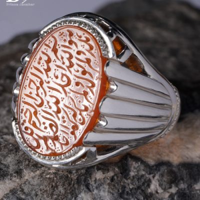 انگشتر فاخر و اصیل عقیق سرخ یمانی حکاکی کهنه صفوی سوره توحید کد EGR-392