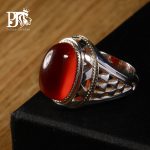 انگشتر عقیق سرخ یمنی (( تراشدار قطعی ))نهایت طبع و رنگ و‌اصالت بسیار آبدارسرخ آتشی ناب و بدون مشابه